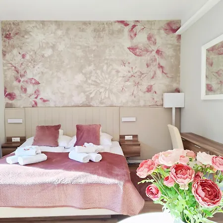 Apartment Carbona Mona Lila Hévíz