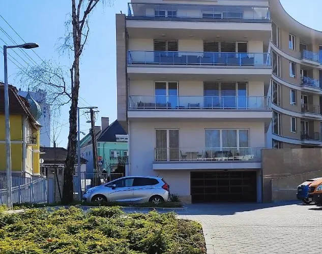 Апартаменты Carbona Mona Lila