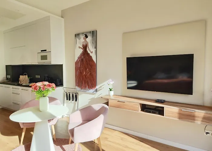 Carbona Mona Lila Apartment *