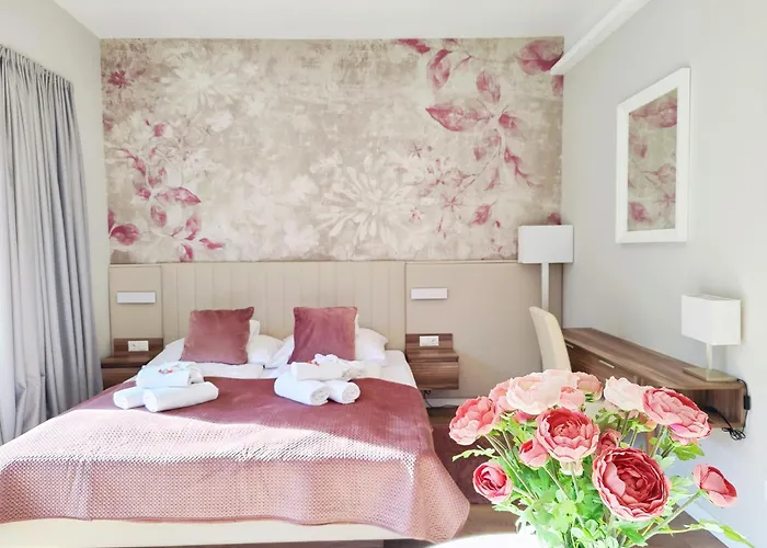 Apartment Carbona Mona Lila Heviz