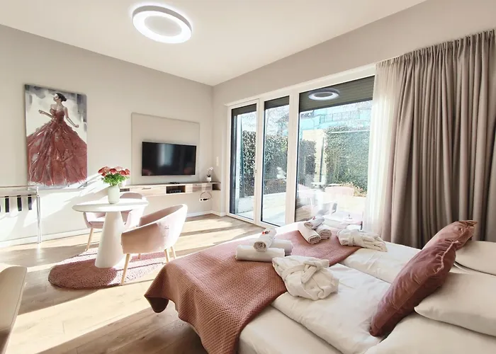 Carbona Mona Lila Apartment Heviz