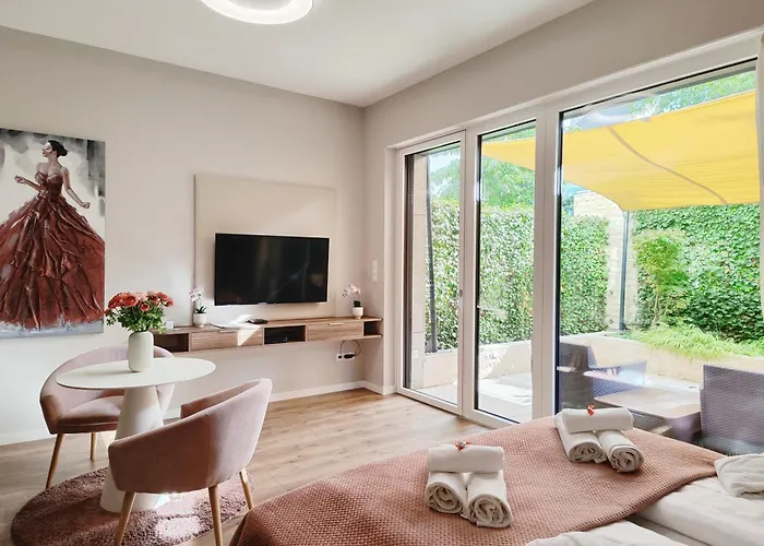 Carbona Mona Lila Apartment Heviz